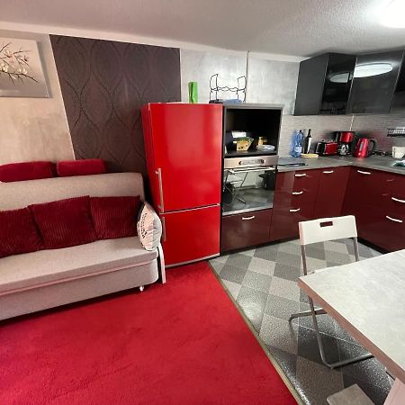 Tiny House Apartment Burig Luaran gambar